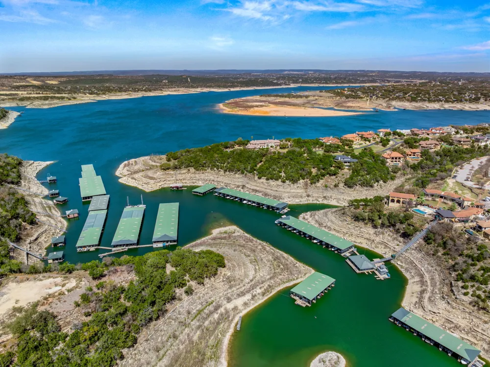 8 Doverland Drive Austin, TX 78738