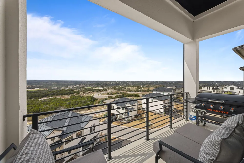 8 Doverland Drive Austin, TX 78738