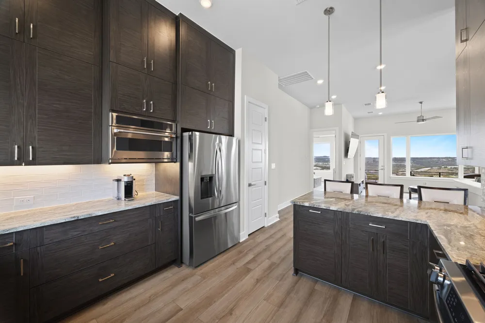 8 Doverland Drive Austin, TX 78738