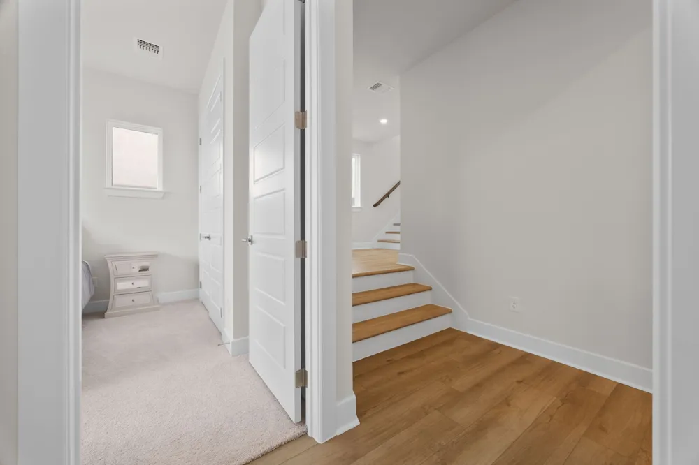 8 Doverland Drive Austin, TX 78738
