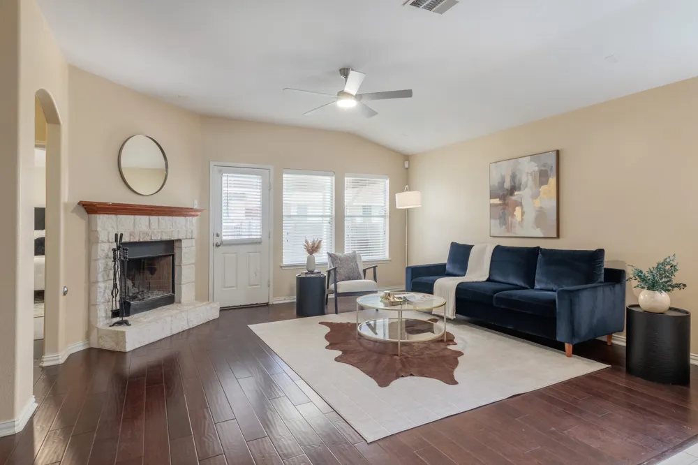 1706 Hidden Springs Path Round Rock, TX 78665