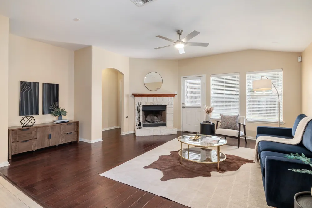 1706 Hidden Springs Path Round Rock, TX 78665