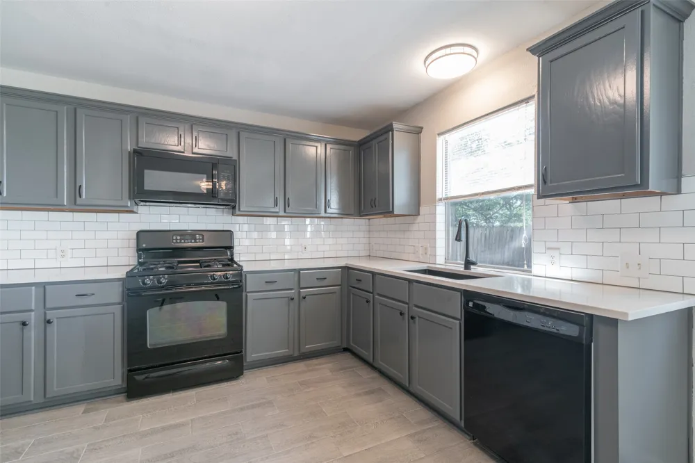1601 Lantana Drive Round Rock, TX 78664