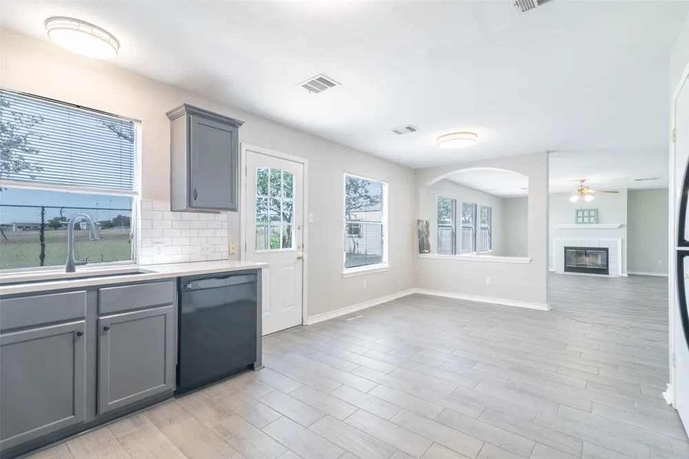 1601 Lantana Drive Round Rock, TX 78664