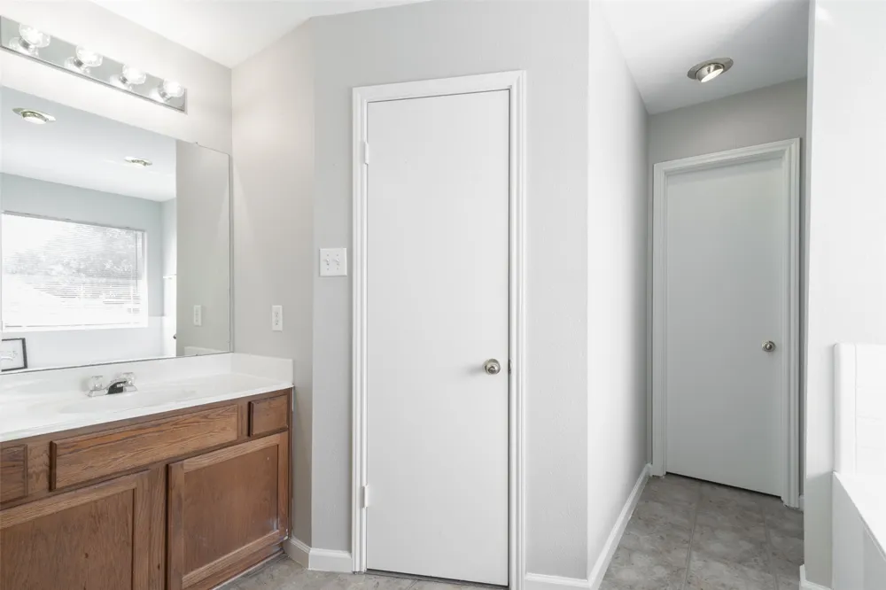 1601 Lantana Drive Round Rock, TX 78664