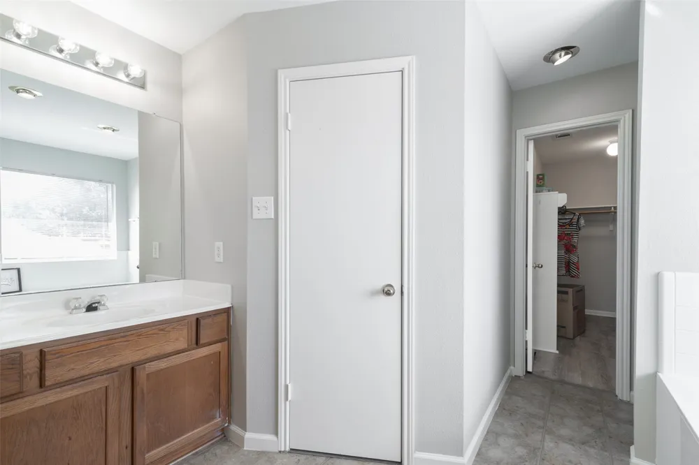 1601 Lantana Drive Round Rock, TX 78664