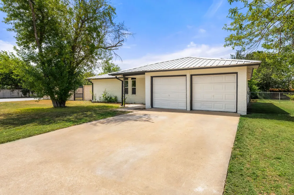 1500 Wildflower Drive Round Rock, TX 78664