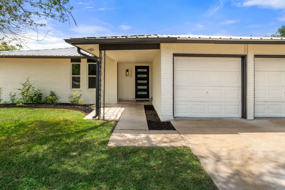 1500 Wildflower Drive Round Rock, TX 78664