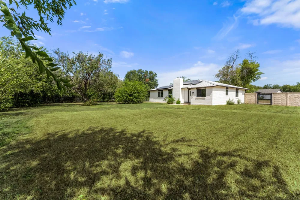 1500 Wildflower Drive Round Rock, TX 78664