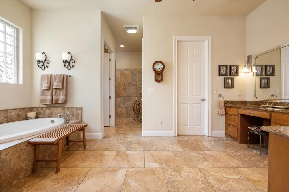 27017 Masters Parkway Spicewood, TX 78669