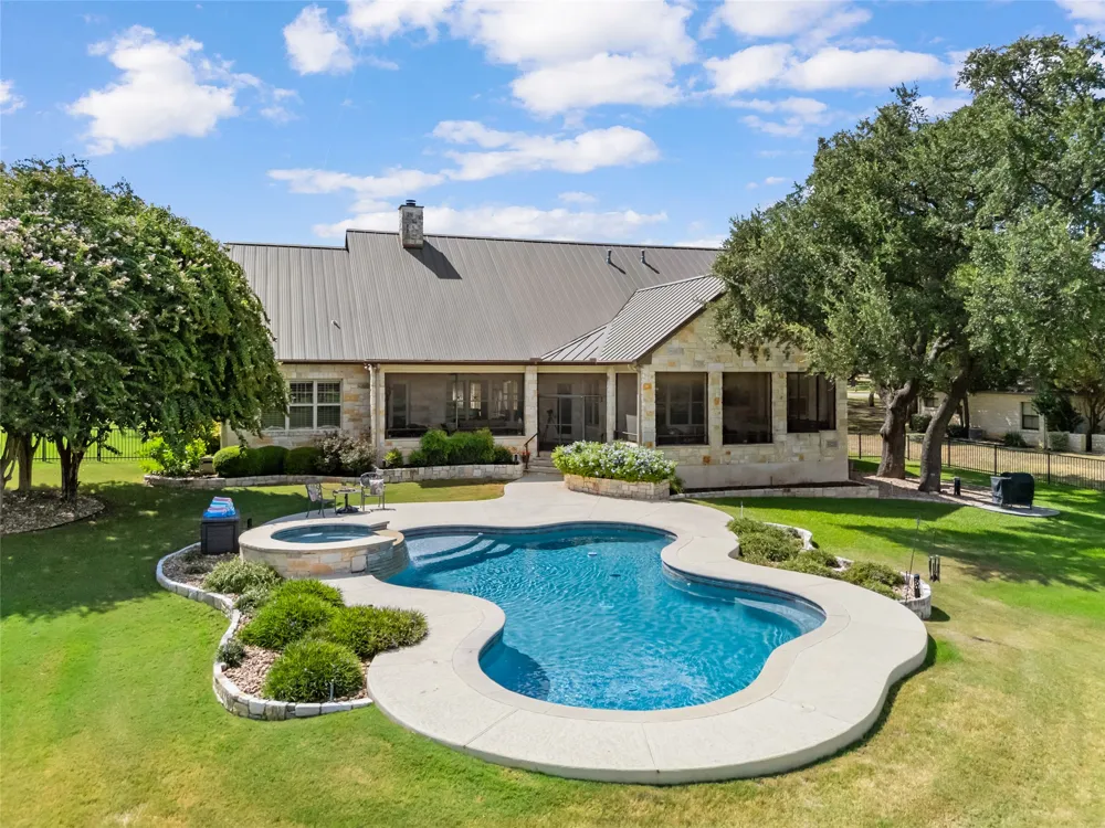 27017 Masters Parkway Spicewood, TX 78669