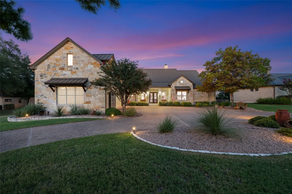 27017 Masters Parkway Spicewood, TX 78669