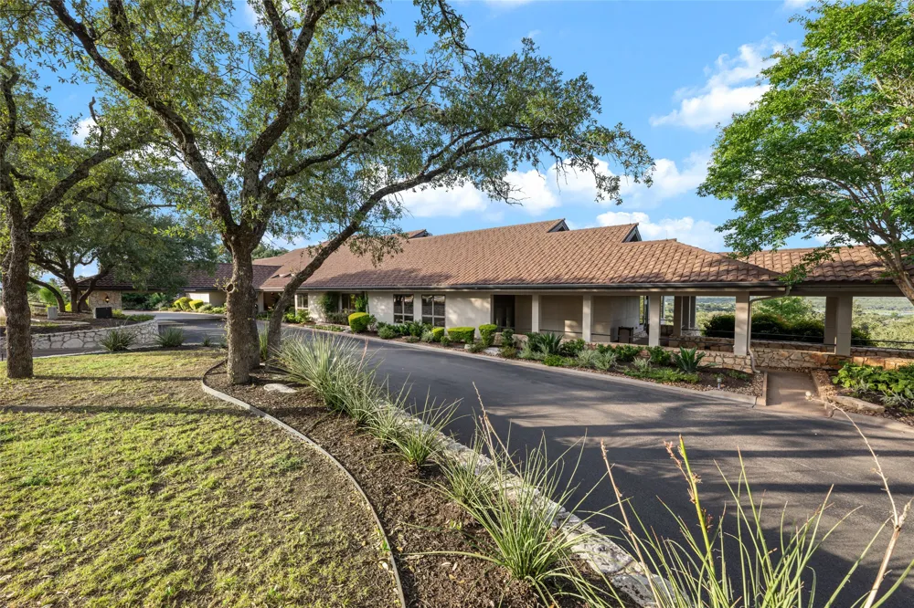 27017 Masters Parkway Spicewood, TX 78669