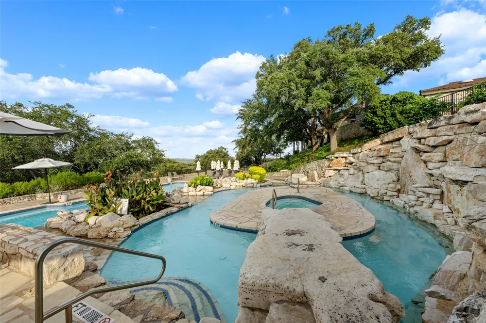 27017 Masters Parkway Spicewood, TX 78669