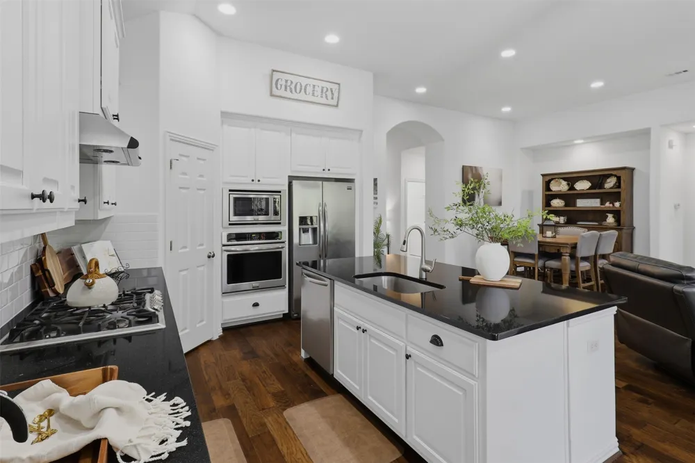 662 Catalina Lane Austin, TX 78737