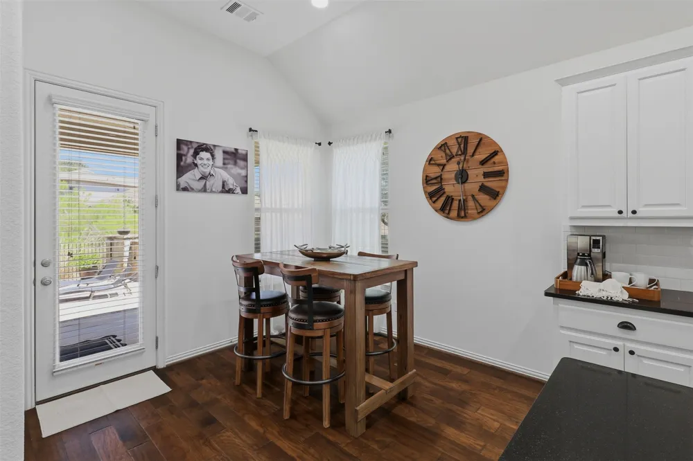 662 Catalina Lane Austin, TX 78737