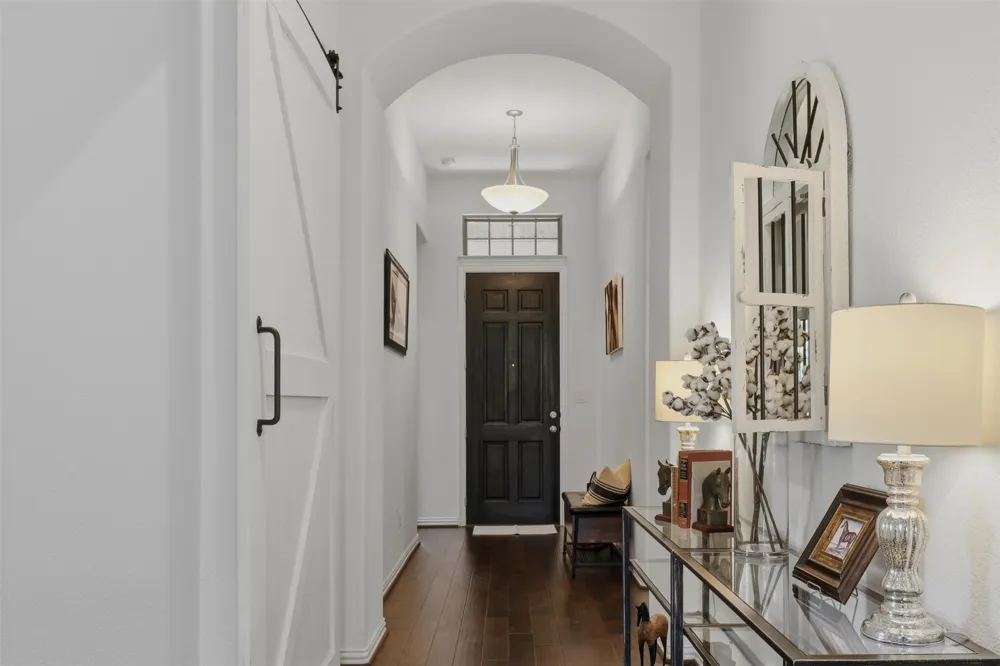 662 Catalina Lane Austin, TX 78737
