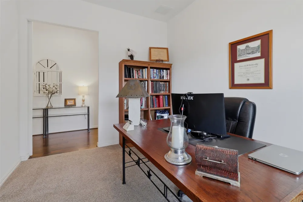 662 Catalina Lane Austin, TX 78737