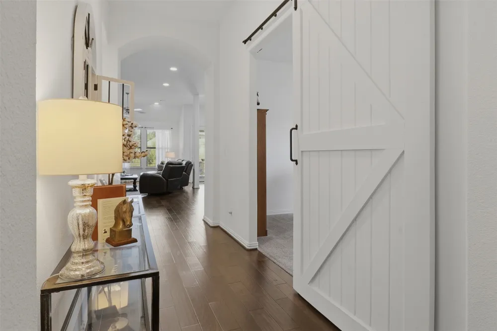 662 Catalina Lane Austin, TX 78737