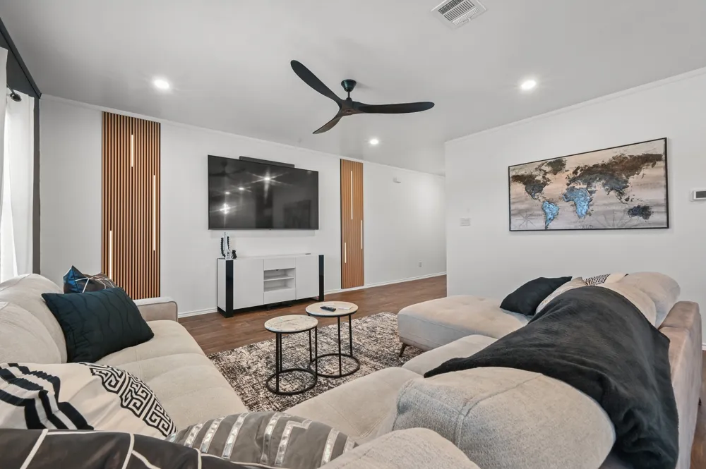 405 W Andover Lane Uhland, TX 78640