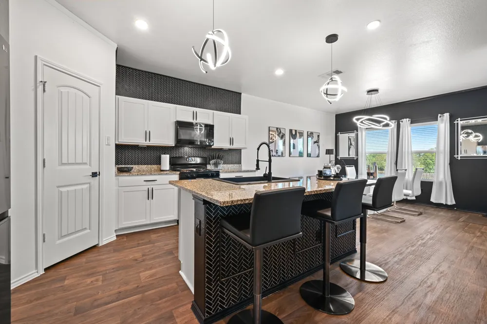 405 W Andover Lane Uhland, TX 78640