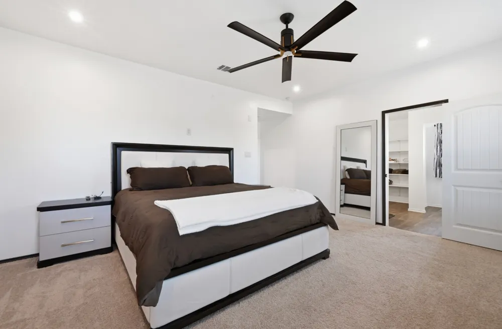 405 W Andover Lane Uhland, TX 78640