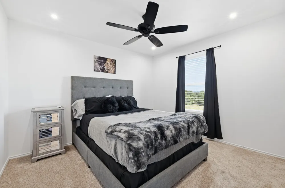 405 W Andover Lane Uhland, TX 78640