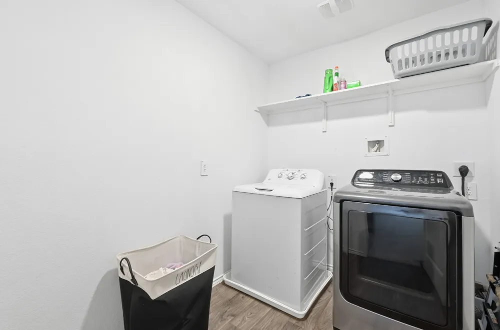 405 W Andover Lane Uhland, TX 78640