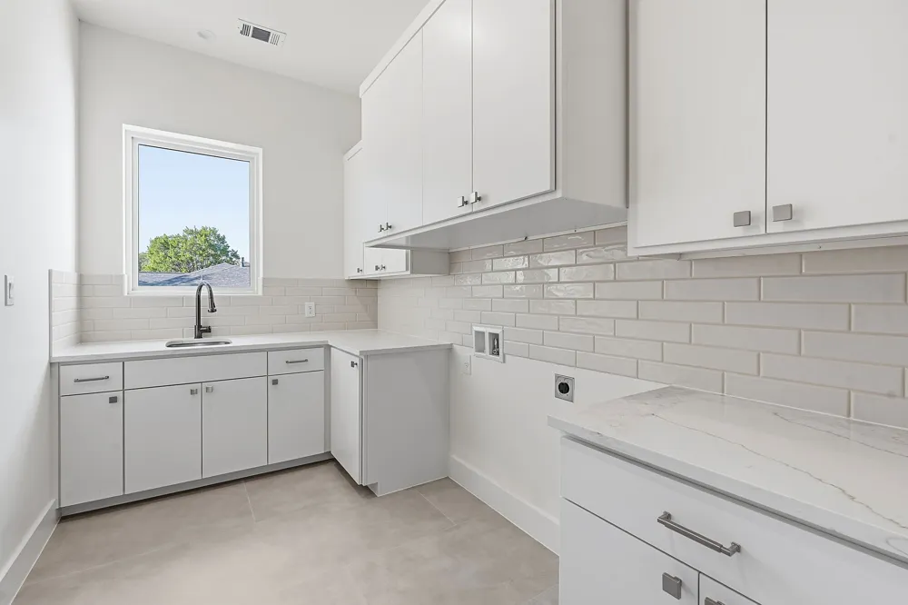 15 Champion Circle Wimberley, TX 78676