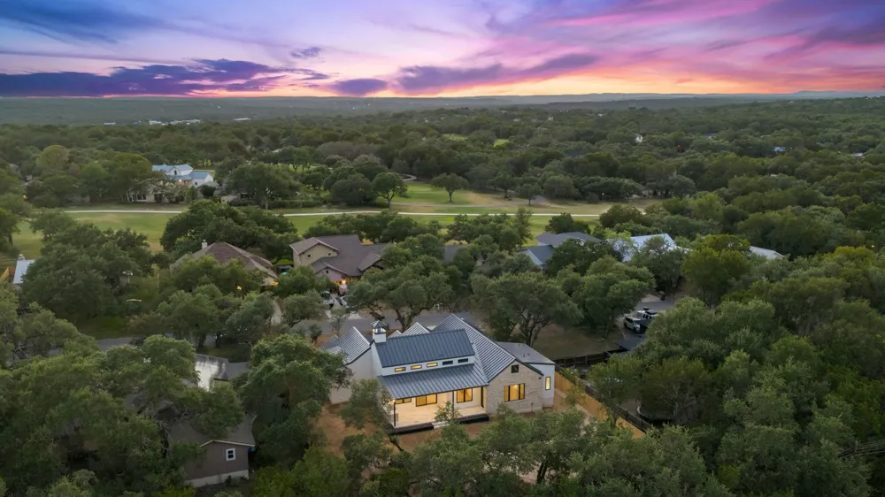15 Champion Circle Wimberley, TX 78676