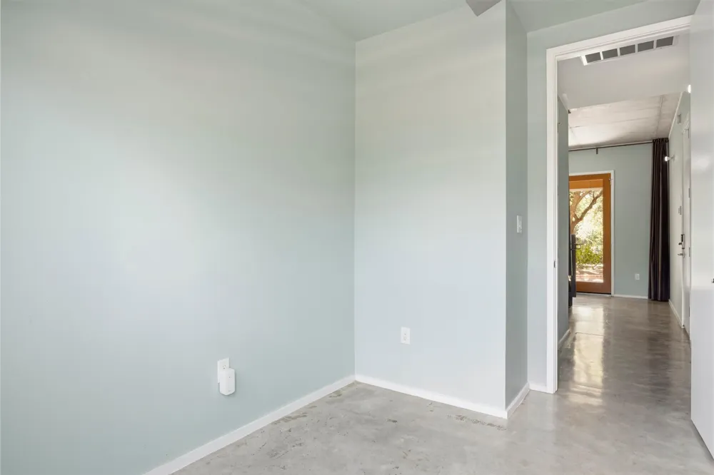 2301 S 5th Street #24 Austin, TX 78704