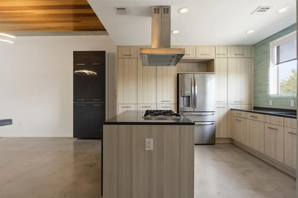 2301 S 5th Street #24 Austin, TX 78704