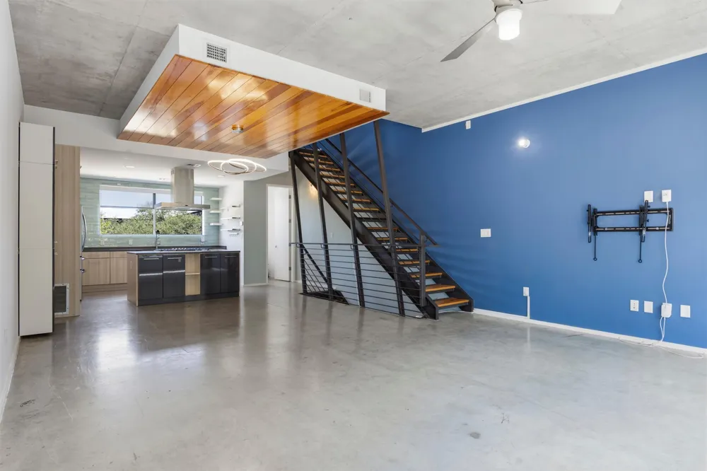 2301 S 5th Street #24 Austin, TX 78704