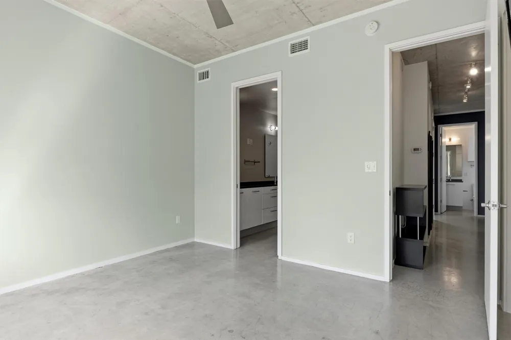 2301 S 5th Street #24 Austin, TX 78704