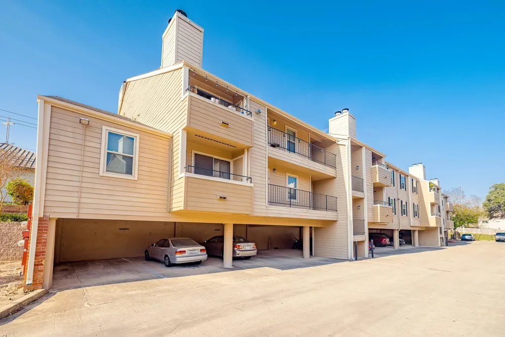 2809 W William Cannon Drive #A108 Austin, TX 78745