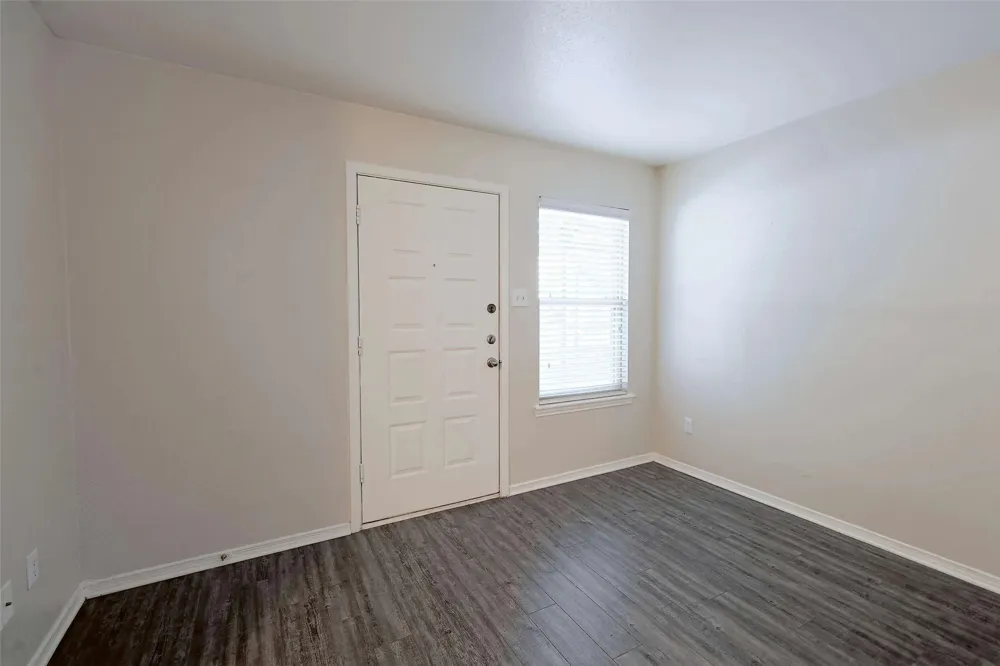 2809 W William Cannon Drive #A108 Austin, TX 78745