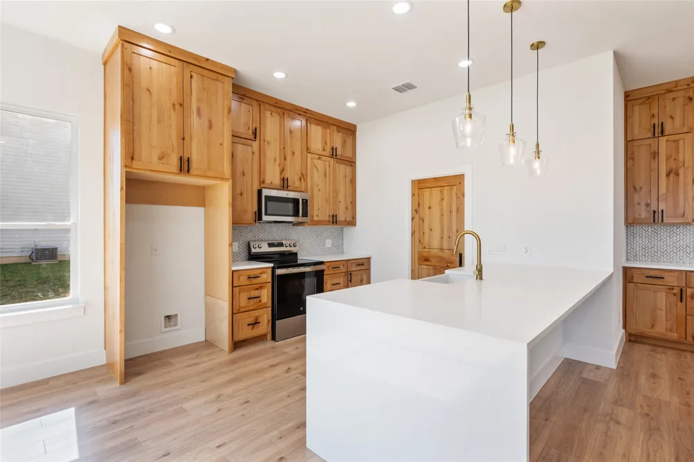 111 Kukui Court Bastrop, TX 78602