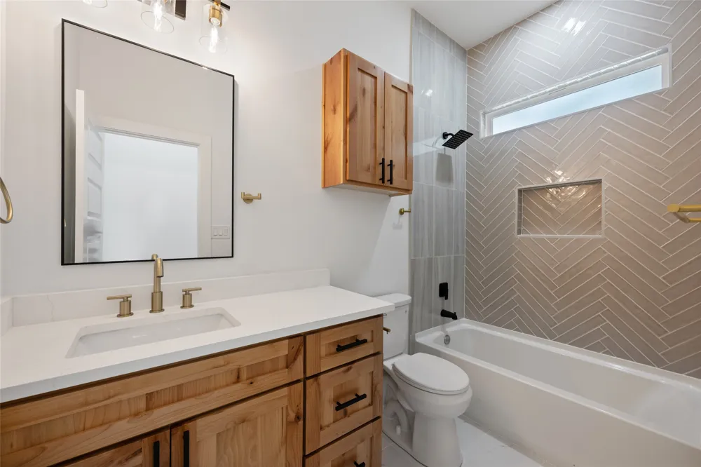 111 Kukui Court Bastrop, TX 78602