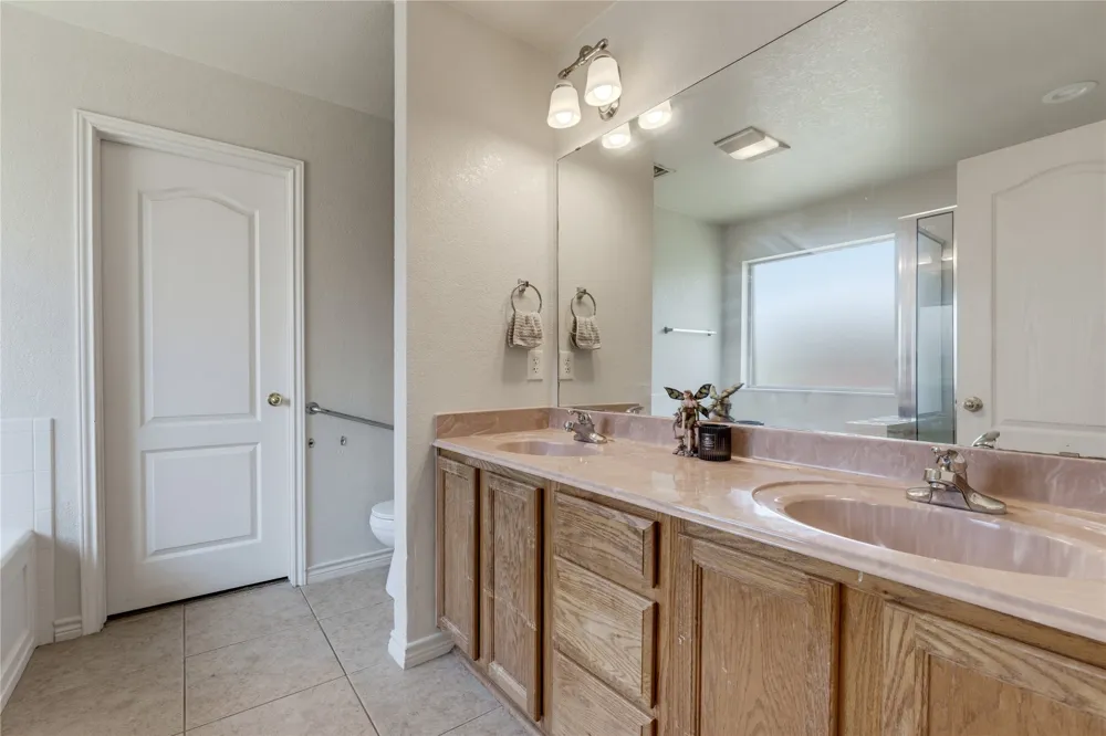 6003 Alexus Drive Killeen, TX 76542