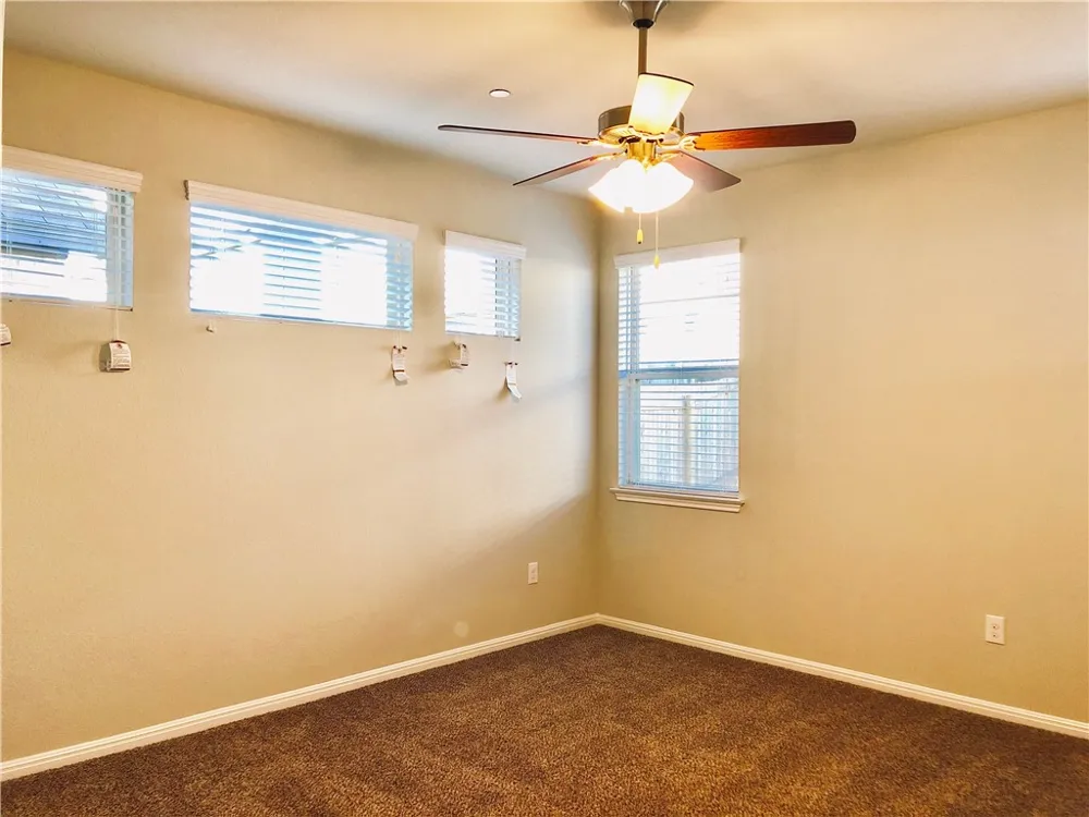 3240 E Whitestone Boulevard #86 Cedar Park, TX 78613