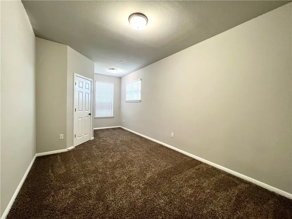 3240 E Whitestone Boulevard #86 Cedar Park, TX 78613
