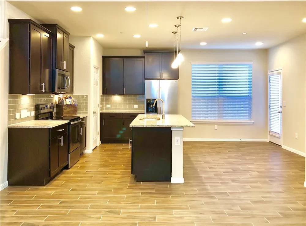 3240 E Whitestone Boulevard #86 Cedar Park, TX 78613