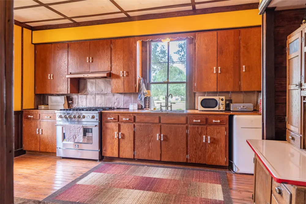 115 Lockhart Street Paige, TX 78659