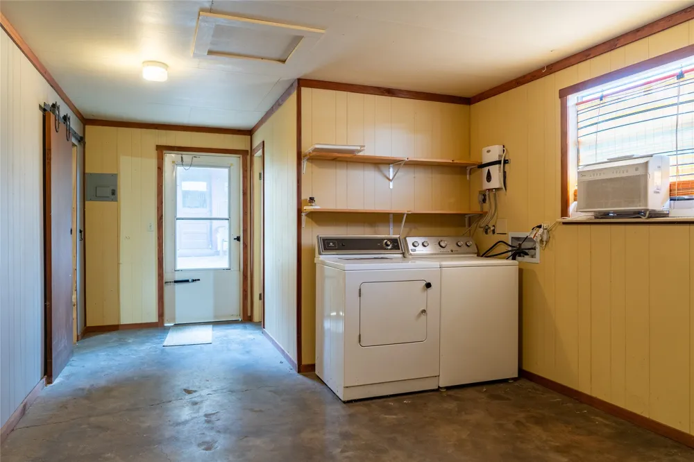 115 Lockhart Street Paige, TX 78659