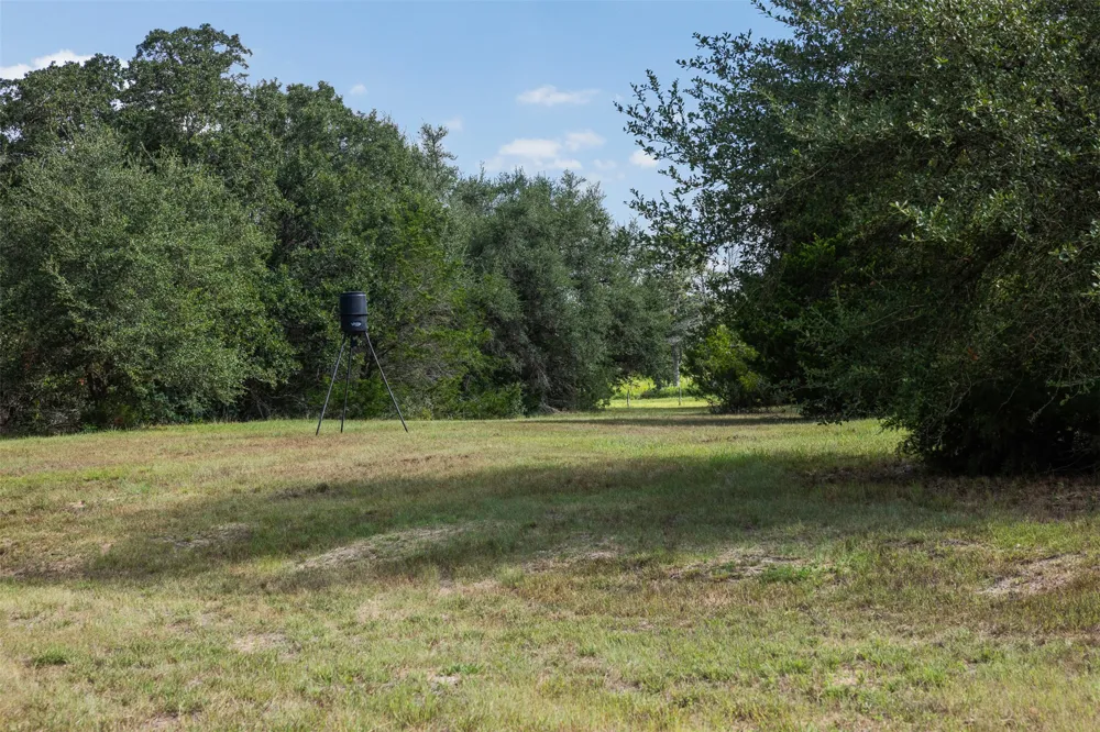 3555 County Road 430 Dime Box, TX 77853