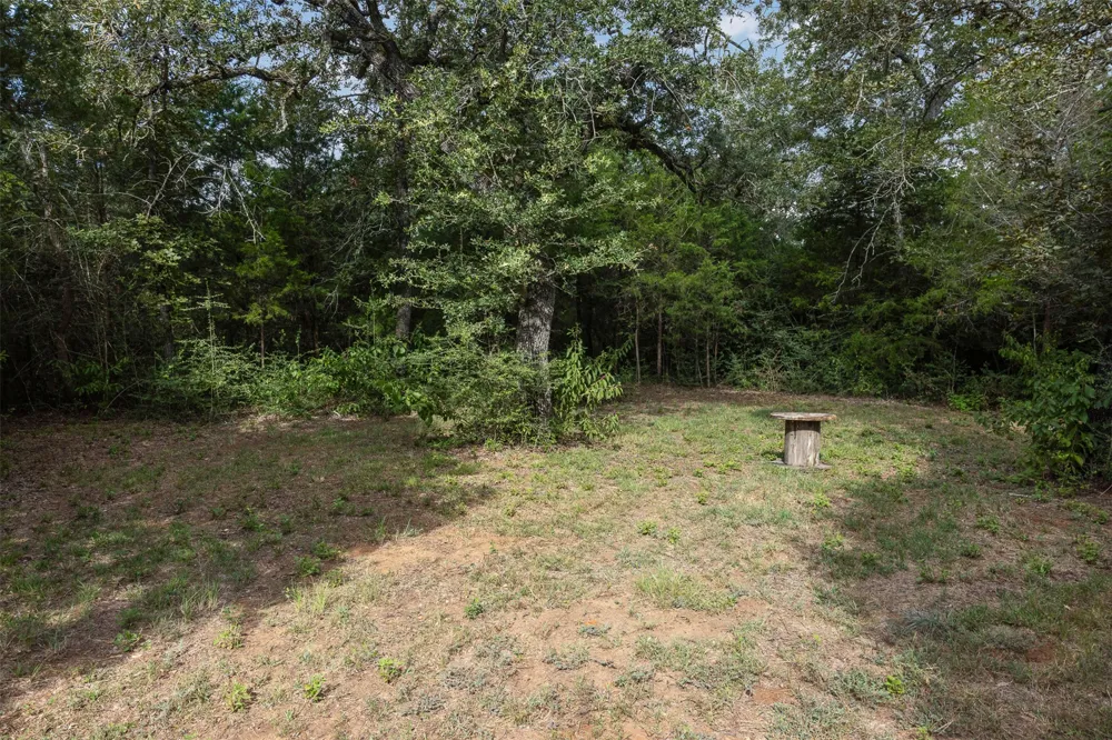 3555 County Road 430 Dime Box, TX 77853