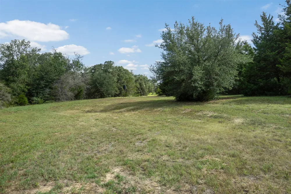 3555 County Road 430 Dime Box, TX 77853