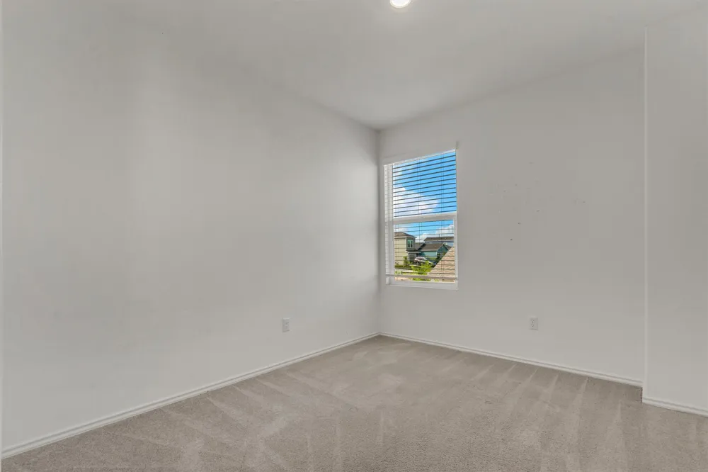 231 Gabbro Gardens Maxwell, TX 78656
