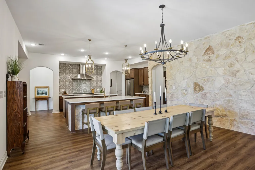 100 W Leaning Madrone Drive Johnson City, TX 78636