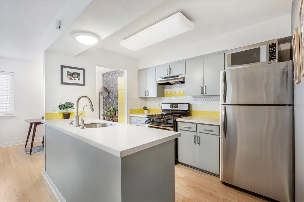 2303 E Side Drive #201 Austin, TX 78704